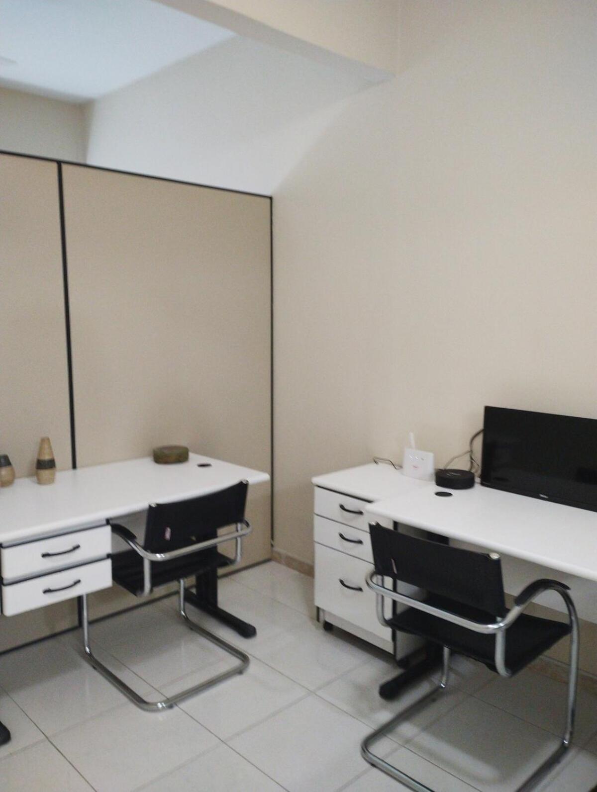For Sightseeing Or Working Apartment
